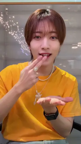 コンビニの肉まんが食べたい🙃 アナタは？ #中村嶺亜 #KEYTOLIT #KTL  #キテレツ