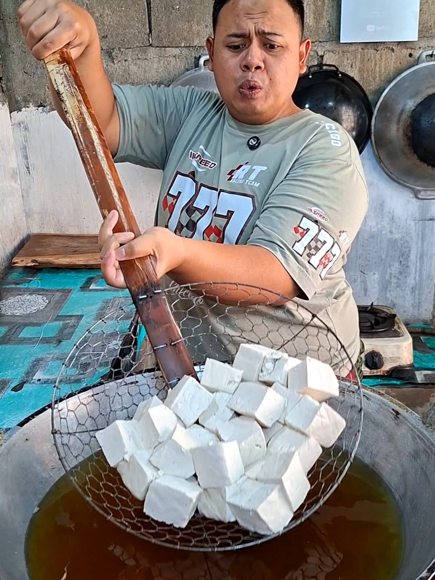 Tahu walik ghoyong 🤩🔥 #gorengan #pedas #jualan #jajanantiktok #mukbang 