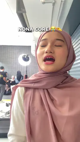 Nona di Tiebymin core😭🫶 love nona jadj diri sendiri🫰 All hijab bisa di checm out di @tiebymin official 