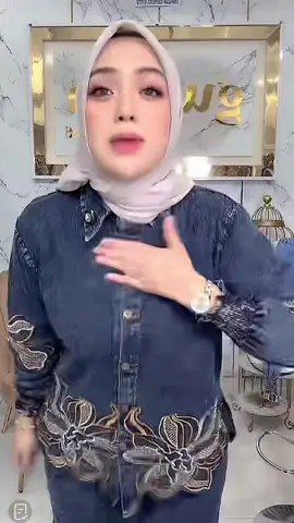 Setelan Jeans AVYRA By Gwenza (Po) #fyp #setelanwanita #xyzbca #fypツ #fouryou 