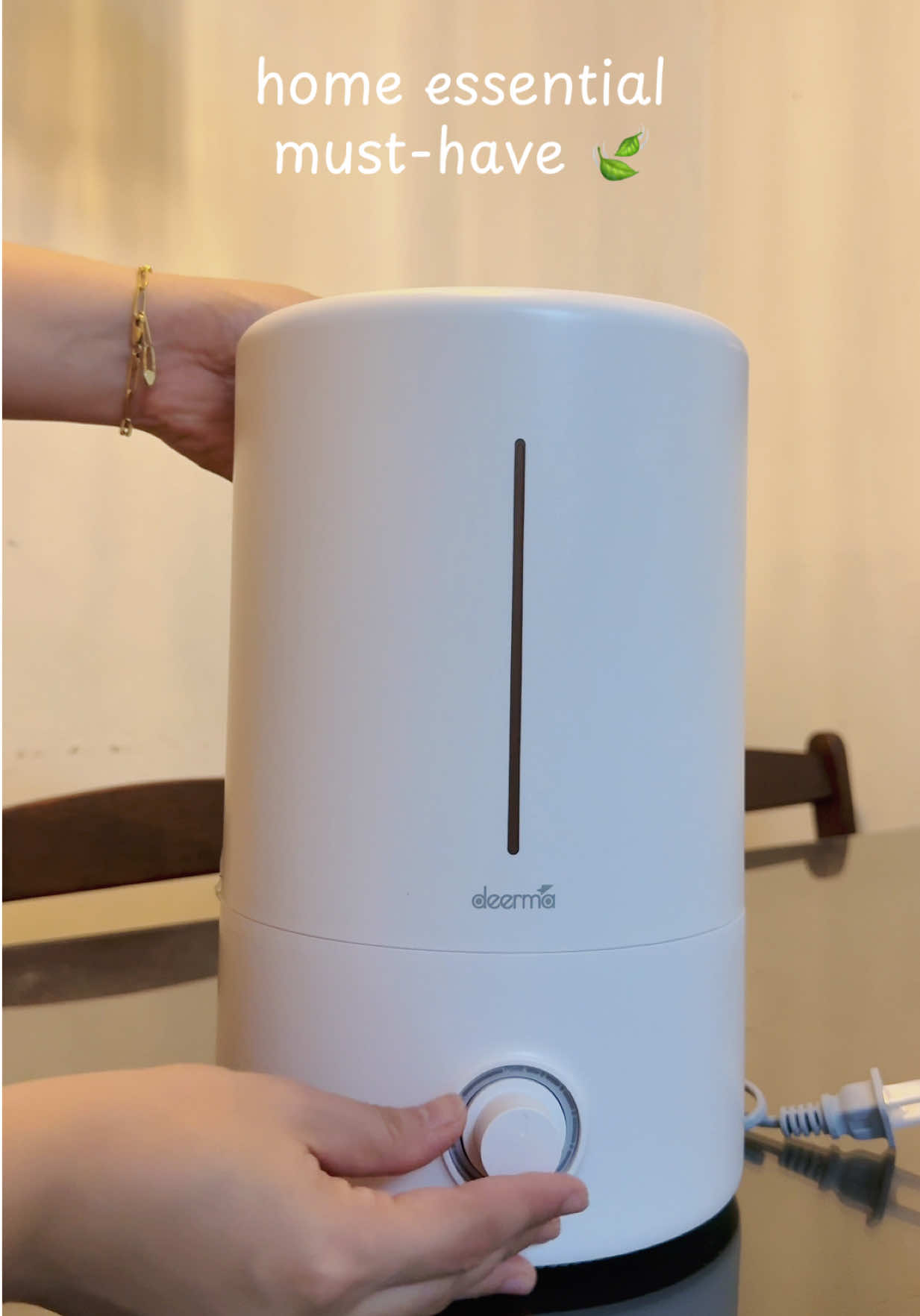 Say goodbye to dry air! 🌬️ The Deerma F628 5L Ultrasonic Humidifier keeps your room fresh, skin hydrated & air clean ✨ With wide coverage + aroma oil tray 🌿 A true home essential 🏠 Link in bio 🛒#DeermaF628 #AirHumidifier #UltrasonicDiffuser #HomeEssentials #CleanAirAtHome     