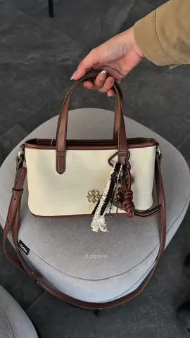 Cantik banget 🤎✨ #taswanita #lescatino #tascantikmurah #handbag #slingbag 