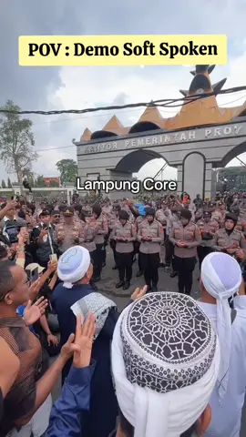 gapapa lampung di bilang kota begal yang penting demo berjalan damai, mana nih warga Lampung ☝️ #demodpr #demo2025 #democore #lampung #fyp 
