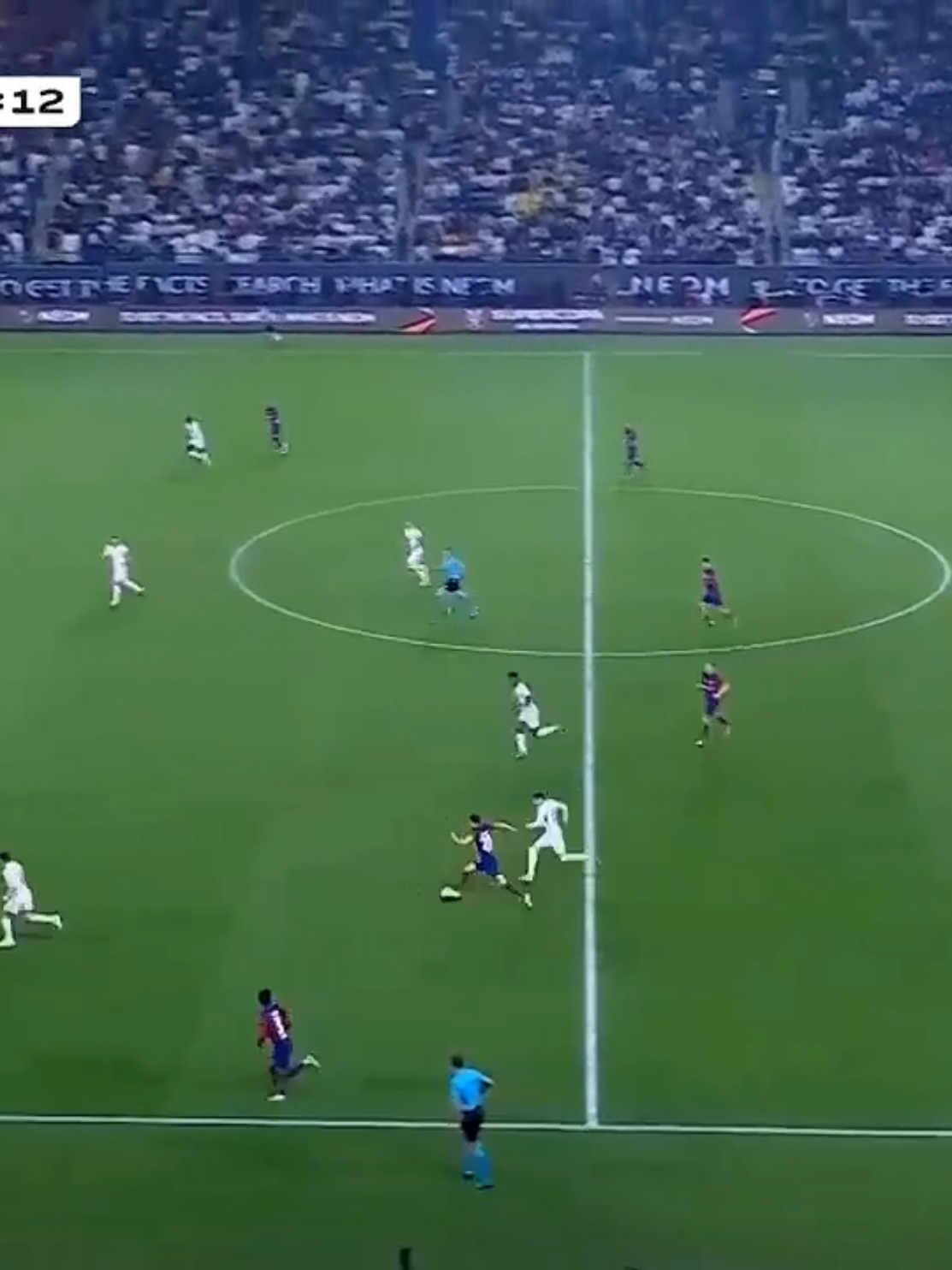 #ريال_مدريد #برشلونة  #اهداف #كلاسيكو  #football #matches  #ريال_مدريد_عشق_لا_ينتهي 