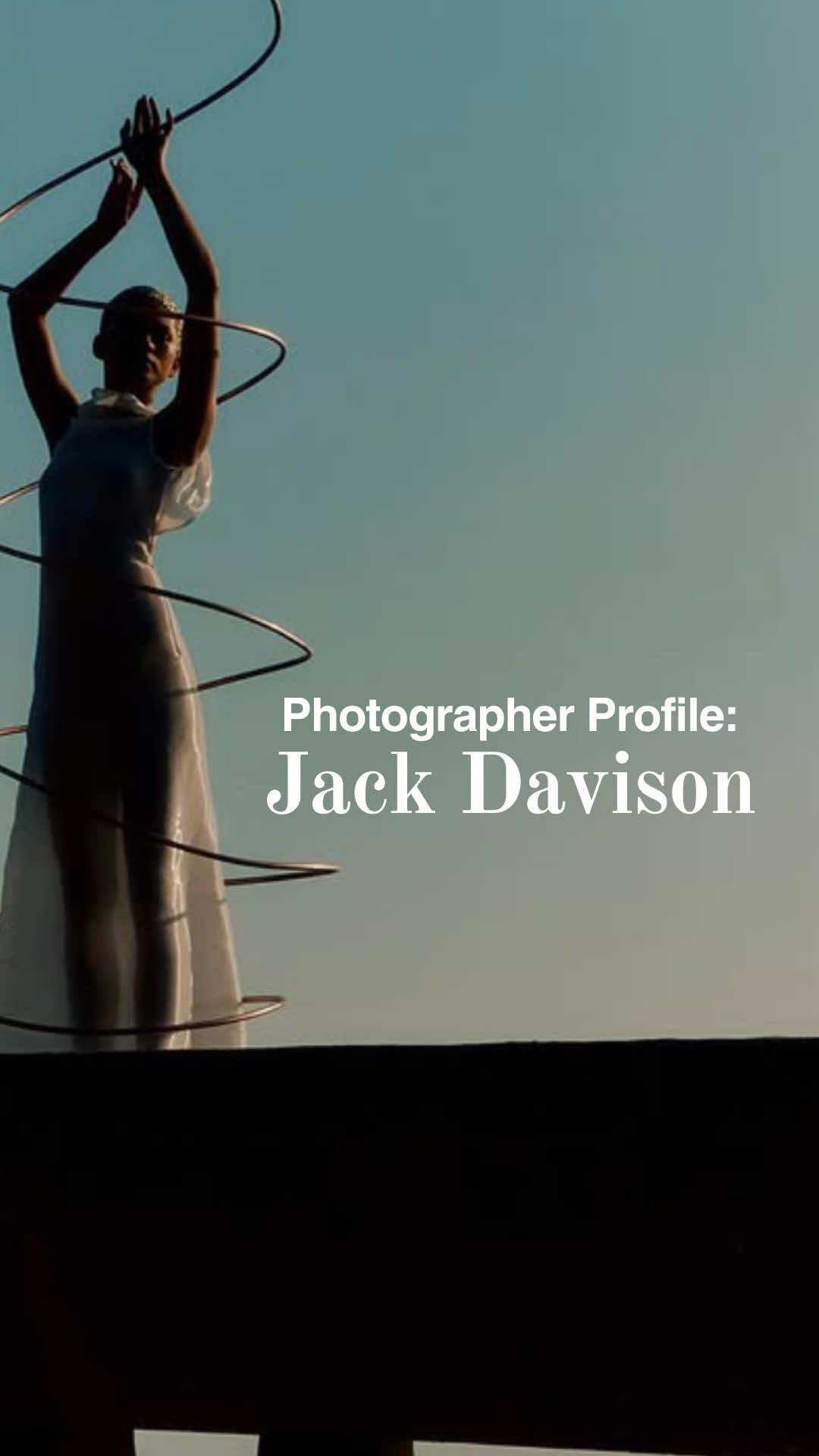 Artist I’m obsessed with today: Jack Davison He has such a unique style with the deep shadows and rich textures … reminds me of chiaroscuro - the technique artists like carravaggio and Rembrandt.  #artblog #londonphotographer #jackdavison #fineartphotography #contemporaryphotography     