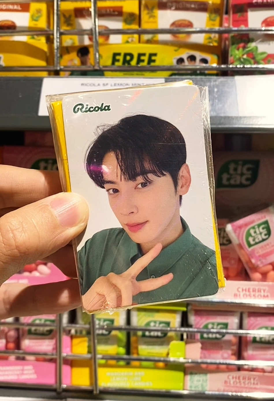 Just another reason to get yourself a box (or 3) of Ricola! Cha Eun Woo photocards for FREE for every purchase! 💛 #ChaEunWoo #Kpop #Photocard #Korean #FYP 