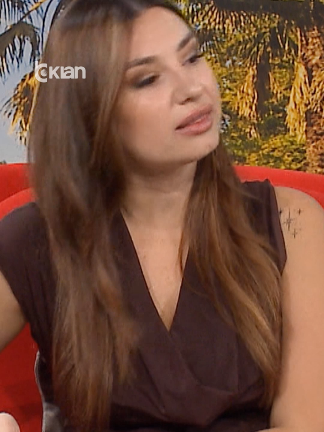 Chrysanthi Kalogeri: Shtatori muaj i vështirë me 2 eklipse Videon e plotë e gjeni në kanalin e YouTube ▶️ RTV KLAN #TvKlan #ShijeShtëpie #MuzikëPopullore