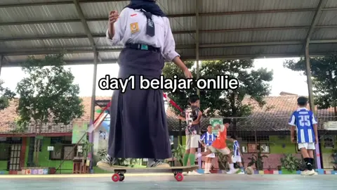 tolong kasih semangat dong 😩 #fyp #viral #xycba #skateboard 