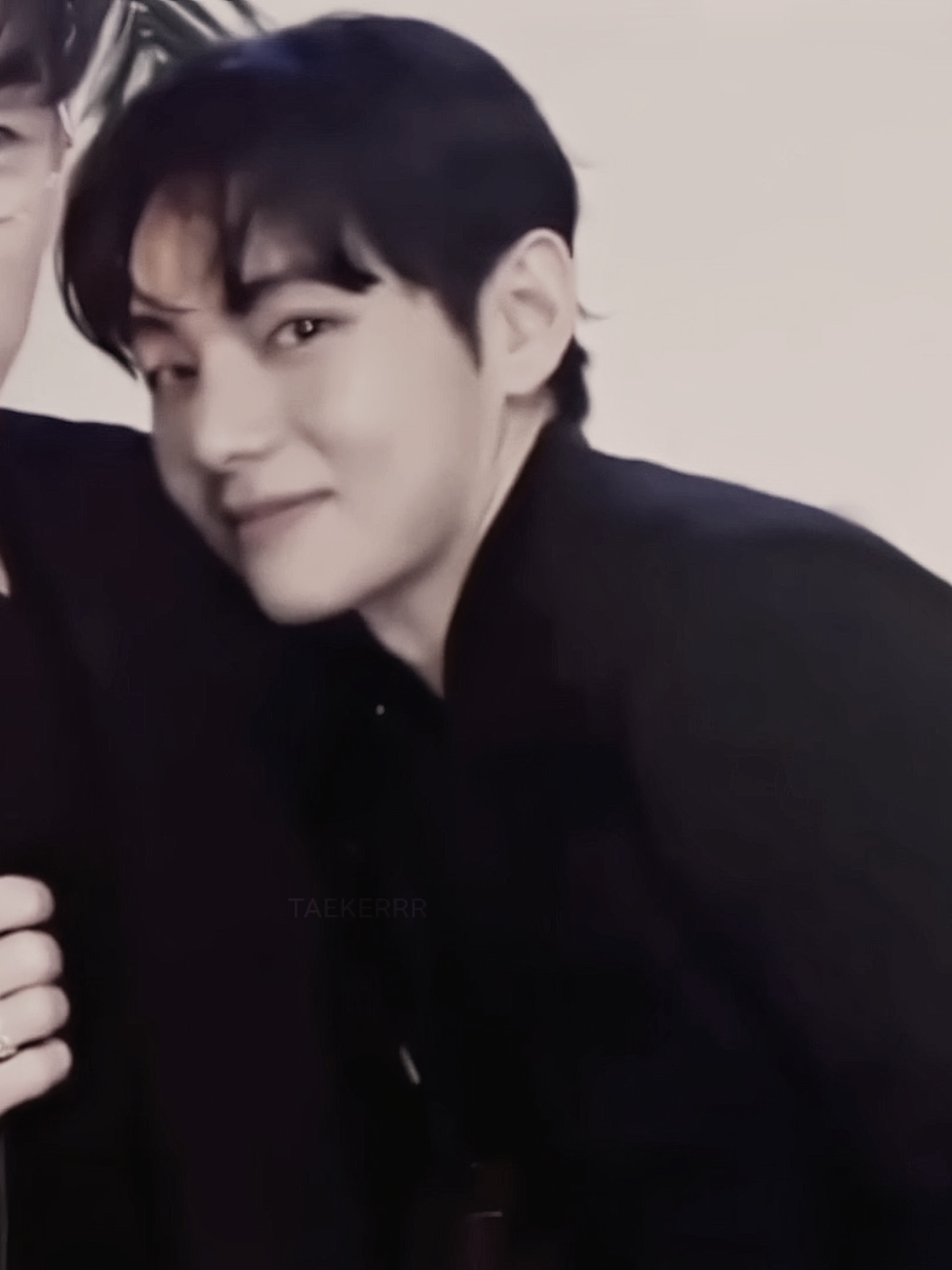 #TAEHYUNG | him in all black. | scp:me | #taehyung #taehyungedit #taehyungstan #btsedit #fypツ #foryou #foryoupage 
