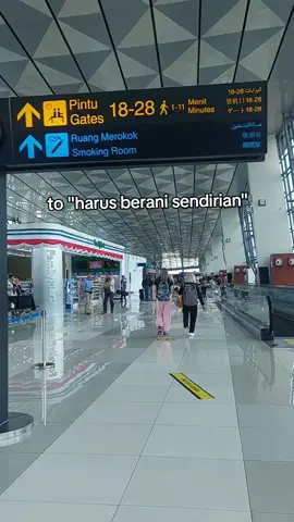 what next???  Siapa yang dulu takut banget sendirian? Aku! Tapi sekarang udah enggak, kok. Ternyata, sendirian enggak seburuk itu, kok. Malah jadi lebih bebas.  #solotravel #explore #selflove #sololeveling #bandarasoekarnohatta 