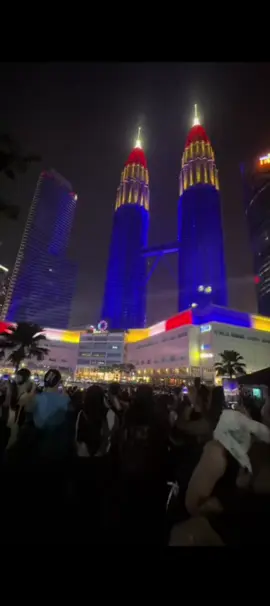 INFO  HARI KEMERDEKAAN MALAYSIA 🇲🇾 🇲🇾 31 0GOS 2025 TEPAT JAM 12 MALAM BERTUKAR TARIKH 31 OGOS 2025  SEMUA RAKYAT MALAYSIA SAMBUT HARI KEBANGSAAN MALAYSIA. *KEMERDEKAAN MALAYSIA 🇲🇾🇲🇾  SERTA SAMBUTAN HARI KEBANGSAAN MALAYSIA 🇲🇾🇲🇾 *TAK KIRA APA BANGSA,AGAMA SEMUA BERDIRI UNTUK MENYANYIKAN TANDA HORMAT KEPADA NEGARA MALAYSIA 🇲🇾. *PALING BEST PELANCONG ASING DARI PELBAGAI NEGARA TURUT SERTA MENYANYIKAN LAGU NEGARAKU MALAYSIA 🇲🇾🇲🇾  TERBAIK MALAYSIA 🇲🇾🇲🇾  #fyppppppppppppppppppppppp #negaraku #negarakumalaysia #harikemerdekaan #malaysia 
