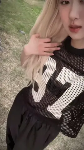 : choáy cỡ đó luôn á … #rosé #roseblackpink #socchuot🐿_team #ROSÉ 