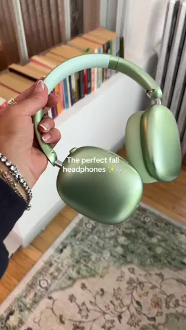 Obsessed with these headphones all year for literally everything ✨#headphonesrecommended  #headphones #wirelessheadphones 