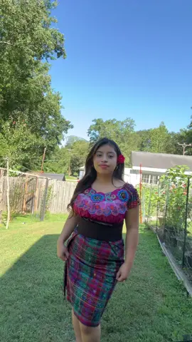 Holaa💕!  #huehuetenango #guatemala🇬🇹 #sanmiguelacatan💯 #trajestipicos🇬🇹🥰 #paratii 