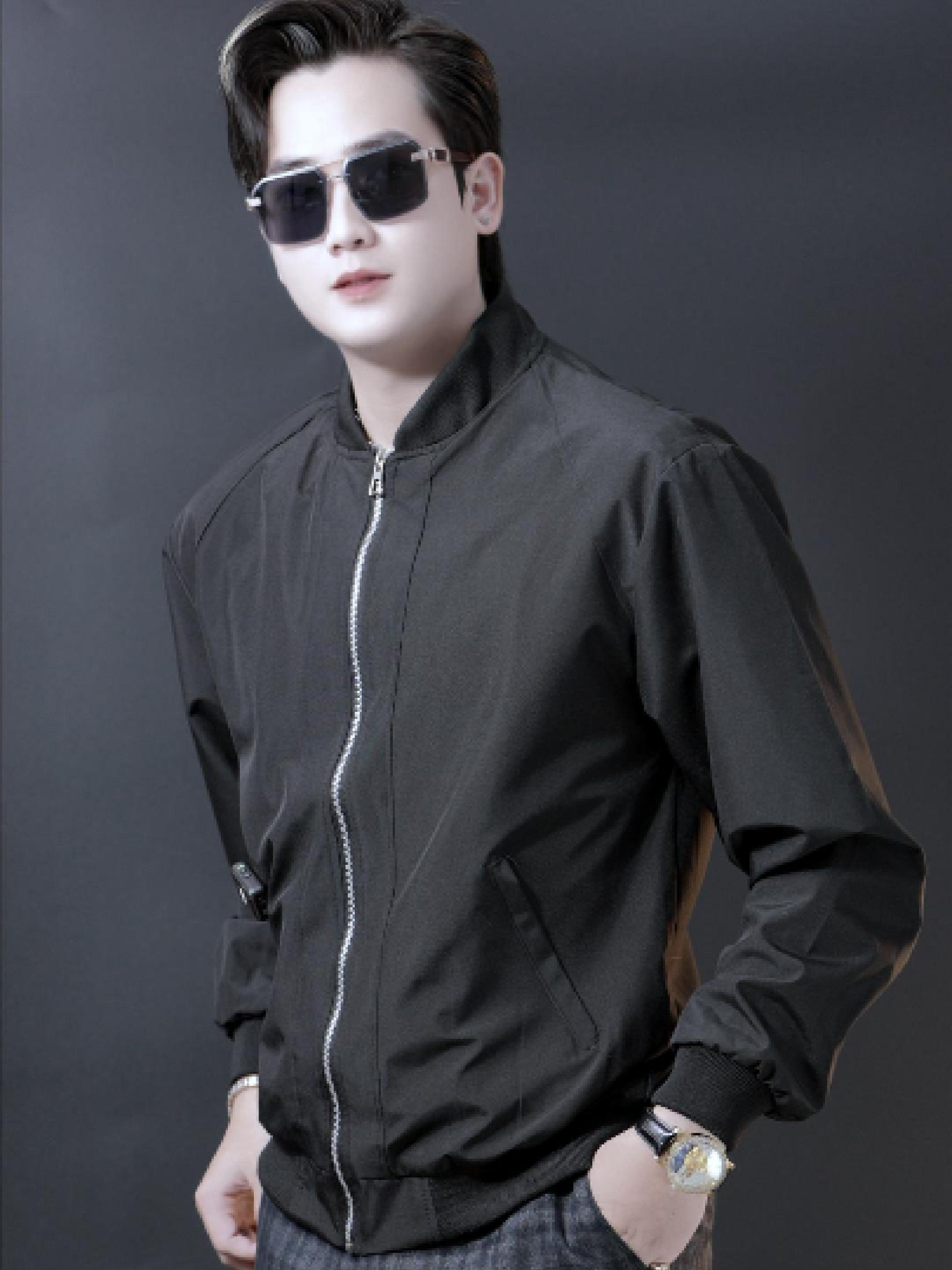 Áo khoác gió kiểu dáng BOMBER 2 lớp, cản gió trẻ trung, có túi bên trong tiện nghi #aokhoac #aokhoacnam #aonam #fashion #t2luxury
