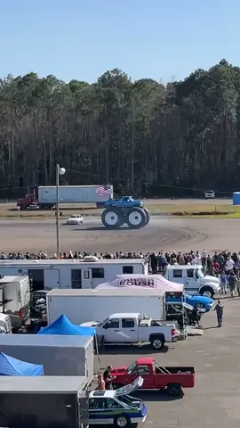 Wait a minute is that @Vaughn Gittin Jr and Denofa Drifing around in BIGFOOT IN FOXBODYS!!! What a fun event #carsoftiktok #foryou #fyp #viral #follow 