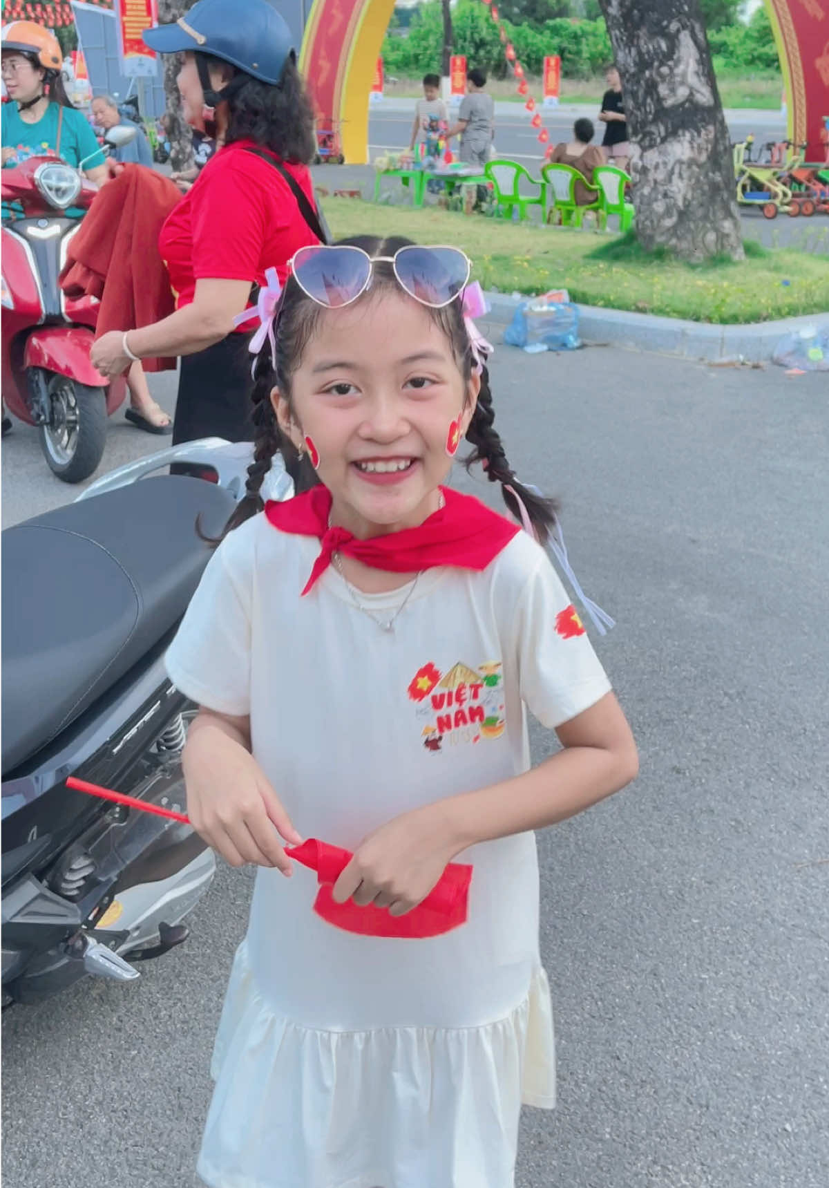Hoà Bình đẹp lắm 🇻🇳🕊️🫡 #hoabinhdeplam #quockhanh #concertquocgia #toiyeuvietnam #cherry 
