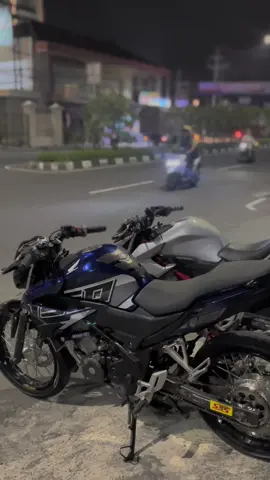@Ray #jogja24jam #cb150rmodifikasi #honda #lewatberanda #CapCut 