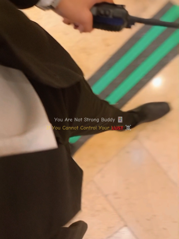 You're Not Strong#help #lost #girl #dubai🇦🇪 #CapCut 