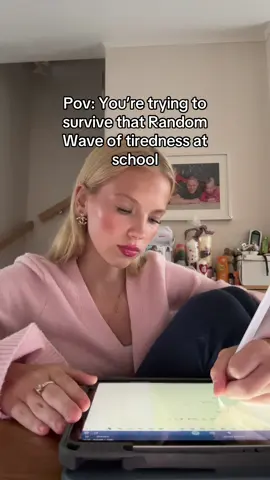 I wish it would be allowed to sleep in school 😔#lenyamagdichh #school #repost #relatable #tired 