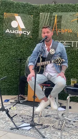 POV: The song that pulled Brett Young into country. 🎸❤️ #brettyoung #brettyoungmusic #fyp #september #classic 