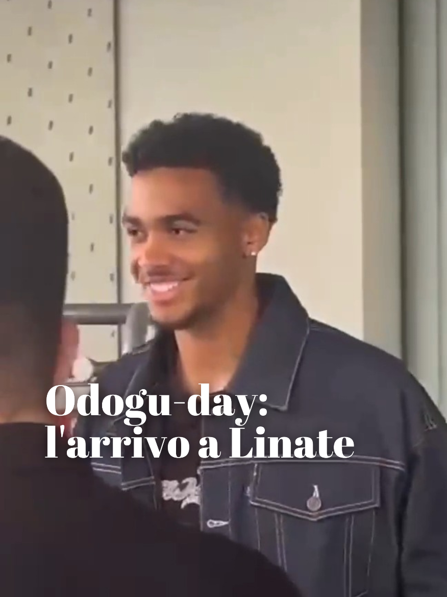 𝐎𝐃𝐎𝐆𝐔-𝐃𝐀𝐘: 𝐋𝐀𝐍𝐃𝐄𝐃 🛬 David Odogu è atterrato in questi istanti allo scalo privato dell’aeroporto di Linate: ora le visite mediche e la firma con il Milan 🩺🔏 Sarà il classe 2006 tedesco il nuovo difensore rossonero 🧱 #odogu #milan #milanpress