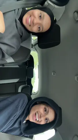 the most random introduction to a new series of random vlogs in the car with me and whoever else (we forgot to finish the video)
