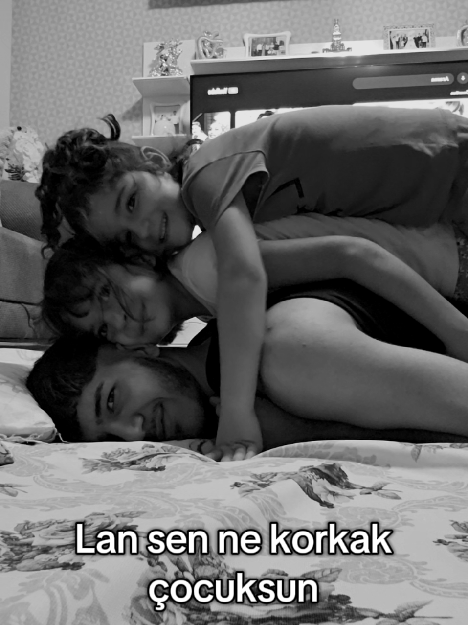 Aile namus olmadığı sürece varsın korkak bilsinler bizi #keşfet #fyp #diyarbakır #aile #kızkardeş 