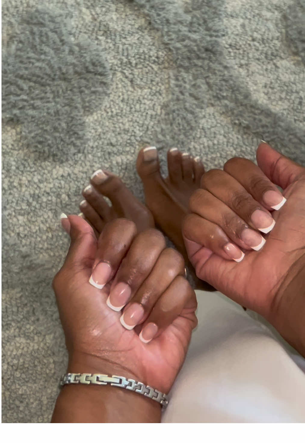 Just a girl trying to save a coin! @Beauty World always has all of my beauty faves!  #diymanicure #diypedicure #diynails #frenchtipnails #pressonnails 