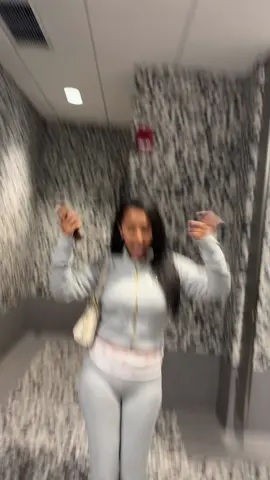 💋