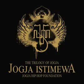 *GUBERNUR DAERAH ISTIMEWA YOGYAKARTA (DIY), Sri Sultan Hamengku Buwono X : Mengingatkan Pejabat Daerah untuk EMPAN PAPAN.* https://www.kompas.com/jawa-barat/read/2025/08/31/093500088/apa-itu-empan-papan-nasihat-sri-sultan-hb-x-bagi-para-pejabat Apa artinya? Sultan menilai banyak pejabat yang kurang peka terhadap situasi yang sedang dihadapi masyarakat hingga berbuntut aksi massa saat ini. “Istilahnya wong Jawa kan empan papan, misalnya gitu. Bisa menyesuaikan diri pada satu lingkungan, jadi peka,” ujar Sultan kepada wartawan di Kompleks Kepatihan, Sabtu (30/8/2025) dilansir detikjogja. “Di satu pihak, kondisi ekonomi yang berbeda. Kaya miskin dan sebagainya itu ya bagaimana kita tidak pamer, misalnya. Bagaimana kita punya perilaku. Pimpinan-pimpinan daerah gitu punya perilaku. Itu tidak berlebihan. Empan papan. Tidak sekadar apa yang dia pikirkan, tapi apa yang harus dia rasakan. Saya kira, itu jauh lebih baik,” kata dia lagi. Empan papan merupakan istilah dalam Bahasa Jawa yang memiliki arti menempatkan diri sesuai dengan kedudukan, situasi, dan kondisi. Nah, sikap itu dikaitkan dengan sikap bijaksana jika mampu menempatkan diri dengan baik di lingkungannya.‼️ #EMPAN_PAPAN #Kawal_RI1 #Yogyakarta