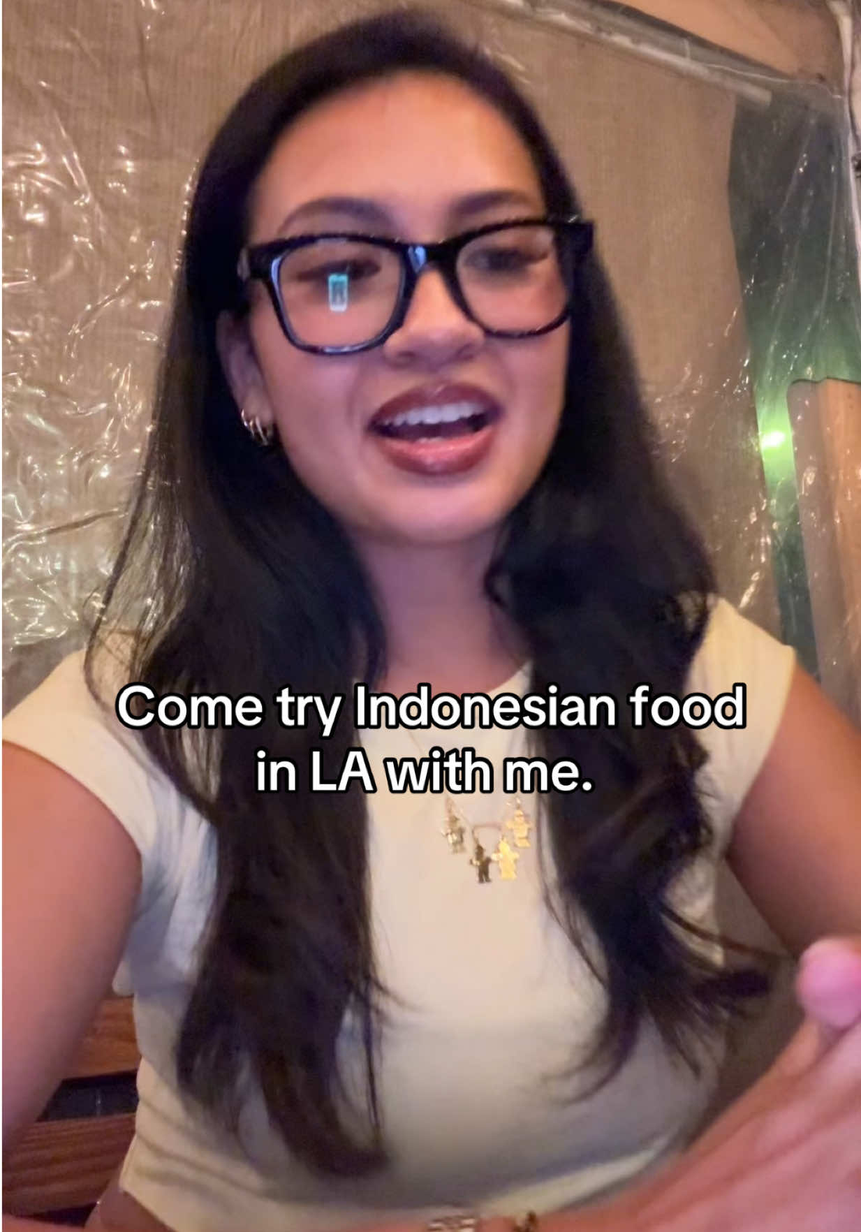Another food vlog. Here is what I ordered exactly: Roti Paratha, Beef Rendang, Bihun Goreng, Nasi Goreng Jagger. 