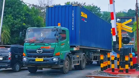 truk hino kontainer SEACO 🎥 #bismillahfyp #fouryourpage #cctv_veteran🤙🎥 #zxycba #fypviralシviral 