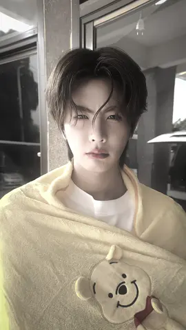 ผู้กองต๊อกมัวทำไรอยู่ #firstone 