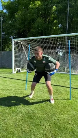 Camerman never dies💀 #goalkeeper #goalkeepertraining #football