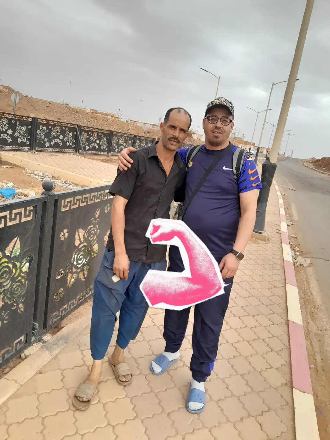 كي طاحت بيا واحد ماسقسى عليا كلش فايت يا شمايت#مشاهدات_تيك_توك #fouryoupage #abonné 