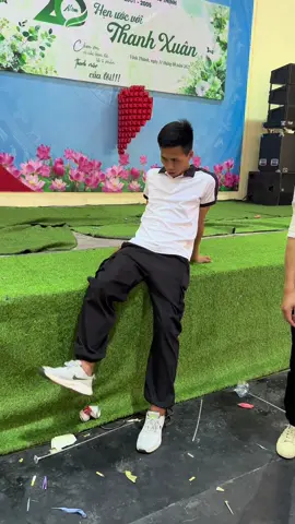 𝐄𝐦 𝐳𝐚𝐢 𝐩𝐡𝐨́ 𝐧𝐡𝐚́𝐲 𝐩𝐡𝐞̂ 𝐡𝐨̛𝐧 𝐜𝐡𝐮̉ 𝐭𝐡𝐨̛́𝐭 🤣🤣🤣