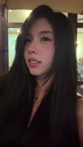 sao anh ko thik e?