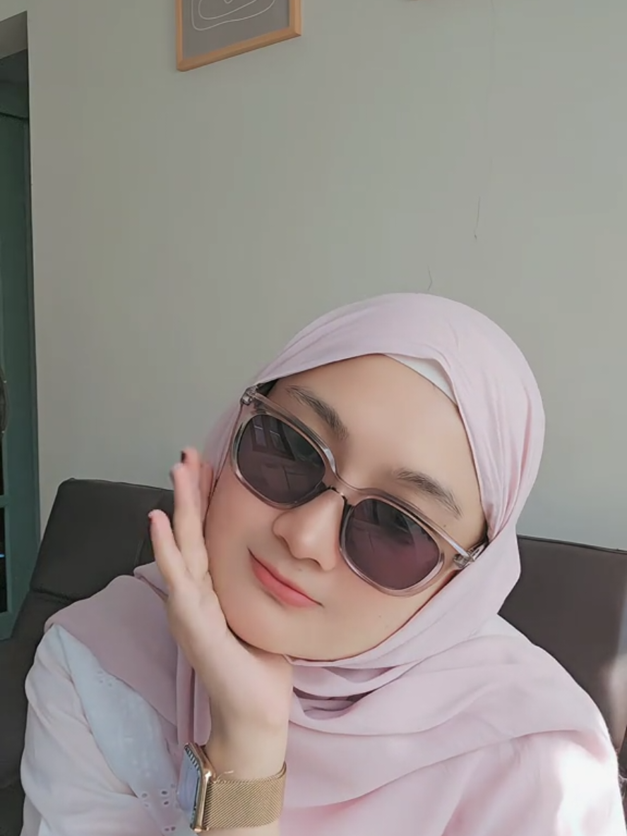 #fashiontiktok #kacamata #fyp #outfit 