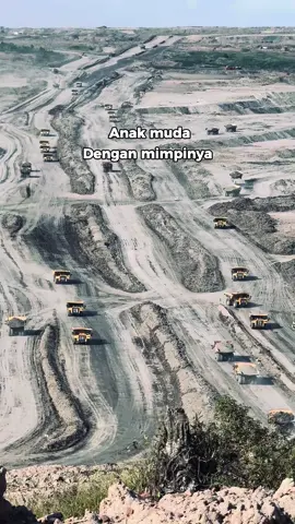 Anak muda dengan cita-cita nya 👷🧠🫀🔥❤️‍🔥 #fyp #tambang #tambangbatubarakalimantan #storyanaktambang #vibestambang 