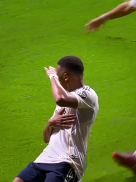Mbappe X Paro 🤩🔥 | Tags : #kylianmbappe #mbappe #realmadrid #edit #footballedit #footballtiktok #smooth #fyp