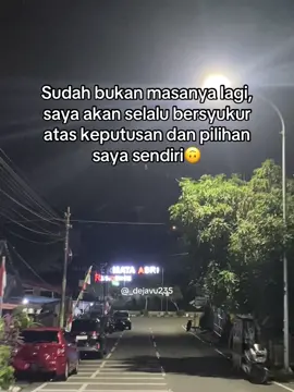 Saya hidup diatas aturan saya sendiri bukan lagi manusia lain😊