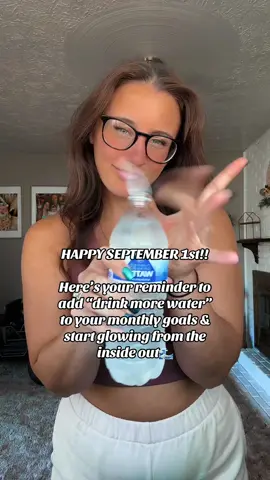 Love you, don’t forget it🌊 #september1 #monthlygoals #drinkmorewater #stayhydrated #drinklmnt 