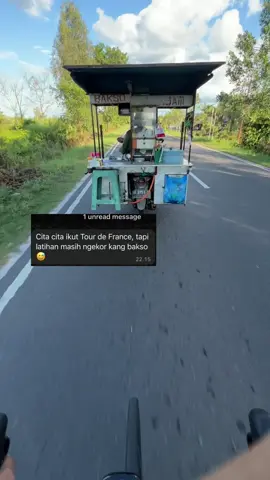 Enak ga kena angin 🥲😂 #alwaysgasdor🔥 #fy #roadbike #cycling 
