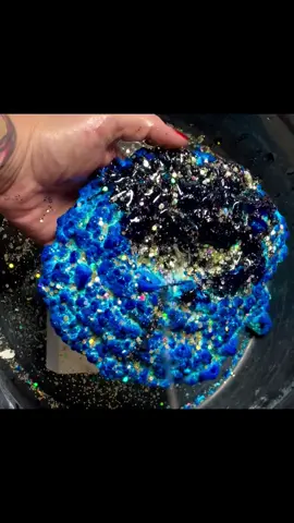 Oily chalk blob with fresh chalk