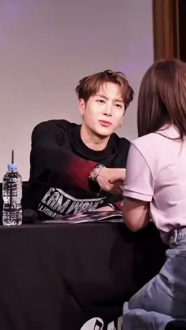 สวมแหงวน งู้ยๆ ด้วย เอ็นดู 💕 #jacksonwang  #แจ็คสันหวัง  #王嘉爾  #preaw_wangkim 