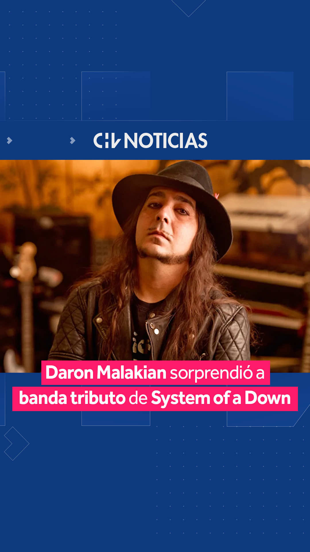 🎸 El pasado 30 de agosto, en Chicago, un grupo de fans vivió un momento único. Mientras tocaba la banda tributo Peephole, apareció nada menos que Daron Malakian, guitarrista de System of a Down. 👉🏼 El músico se subió al escenario sin previo aviso y junto al grupo interpretó “Cigaro”, dejando boquiabiertos a todos los presentes. 📌 Más tarde, Malakian compartió el recuerdo en redes sociales: “Todo fue muy espontáneo. La cara de todos no tiene precio. Uno de los mejores momentos que he vivido”. #CHVNoticias #InternacionalCHV #CHVShow
