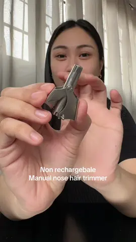 Pag ayaw ng rechargeable, meron tayong manual nose hair trimmer #manualnosehairtrimmer #nosehairtrimmer #manualnosehairtrimmer #stainlessnosehairtrimmer 