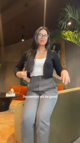 Went from summer to fall in one week in ny #nyc #fallseason #corporateoutfit #ny 