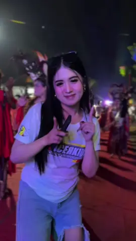 kata2 bakol bakso piye kang?#CapCut #fyp #karnavalsegaran2025 #foryoupage #soundsystemmalang @Fitriafee @Dinkproject⚡️ 